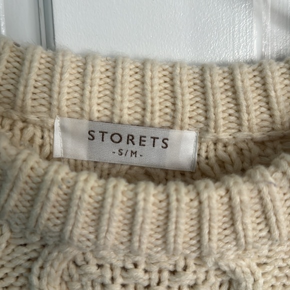 Cable knit sweater - Picture 4 of 4